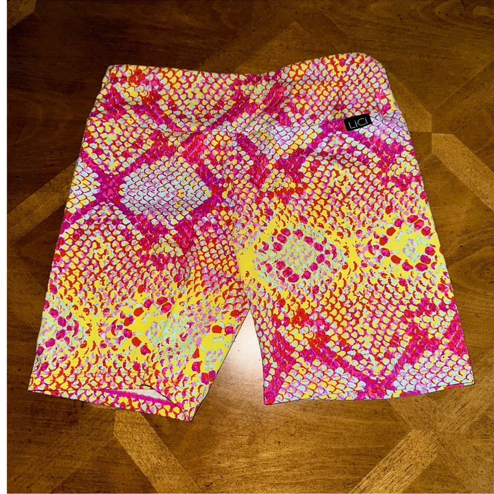 Licifit Pink Lemonade Regular Shorts